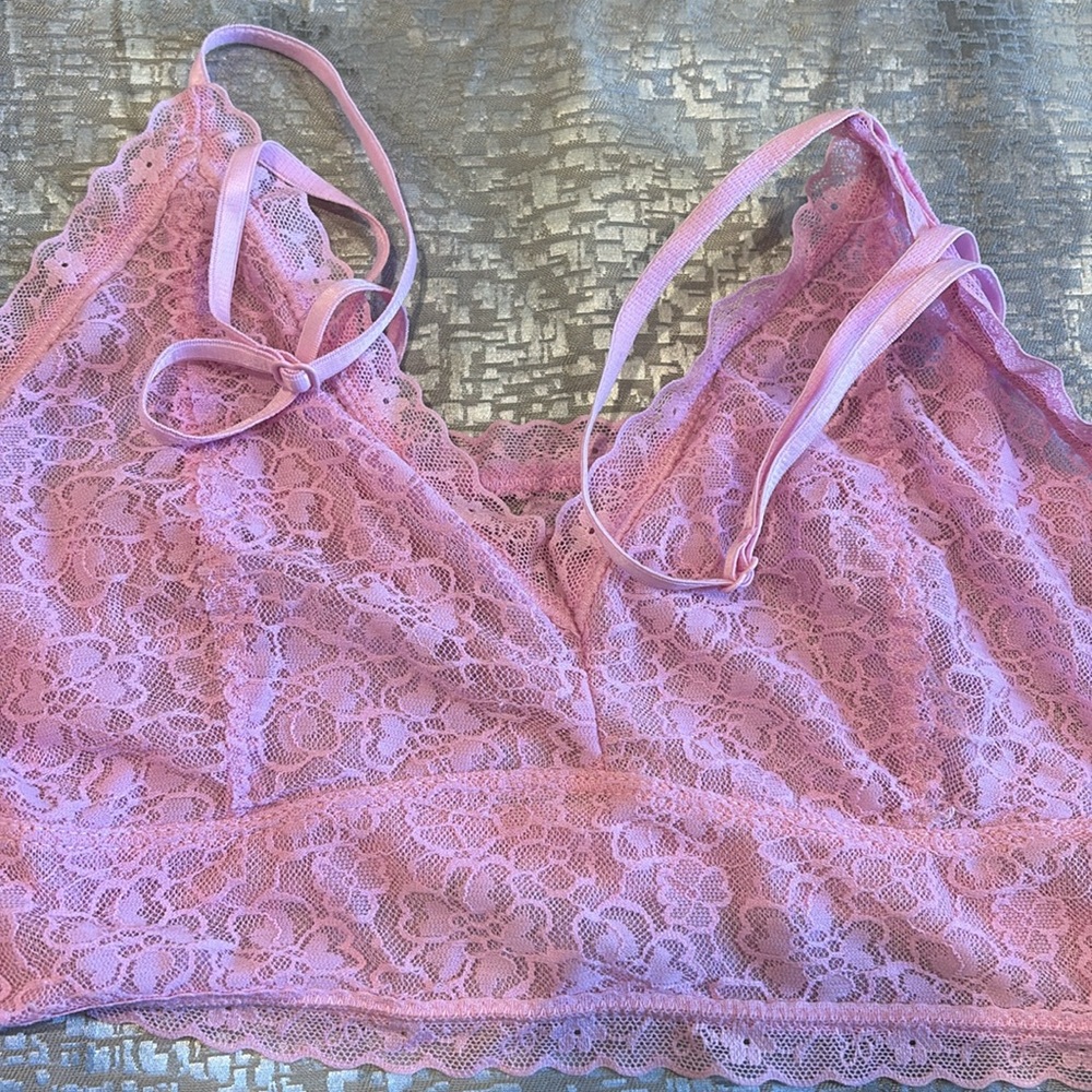 💗Pink Lace Bralette Abound 💗 - Picture 4 of 5